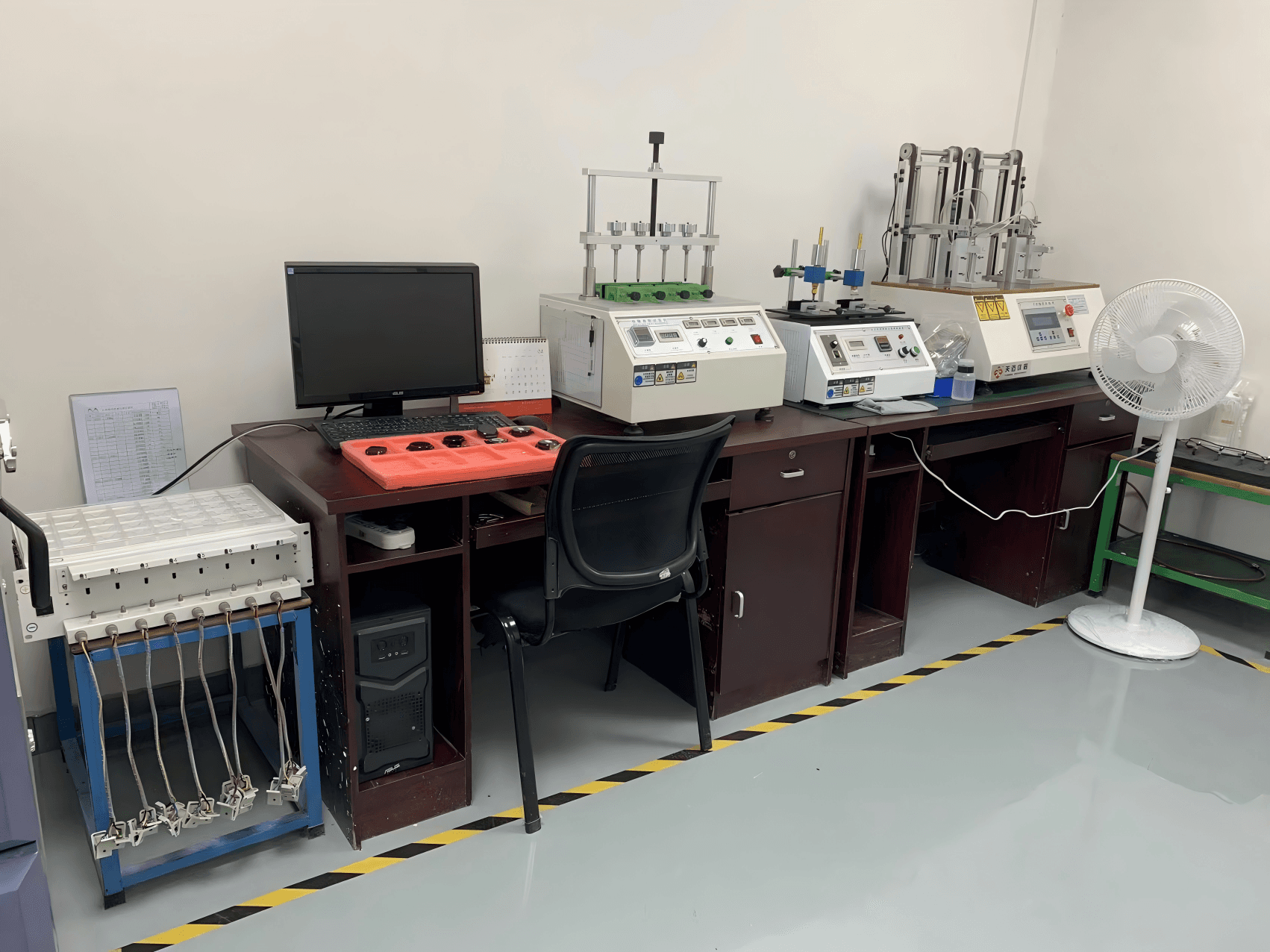 Reliability Test Lab equipment at Altevo quality laboratory