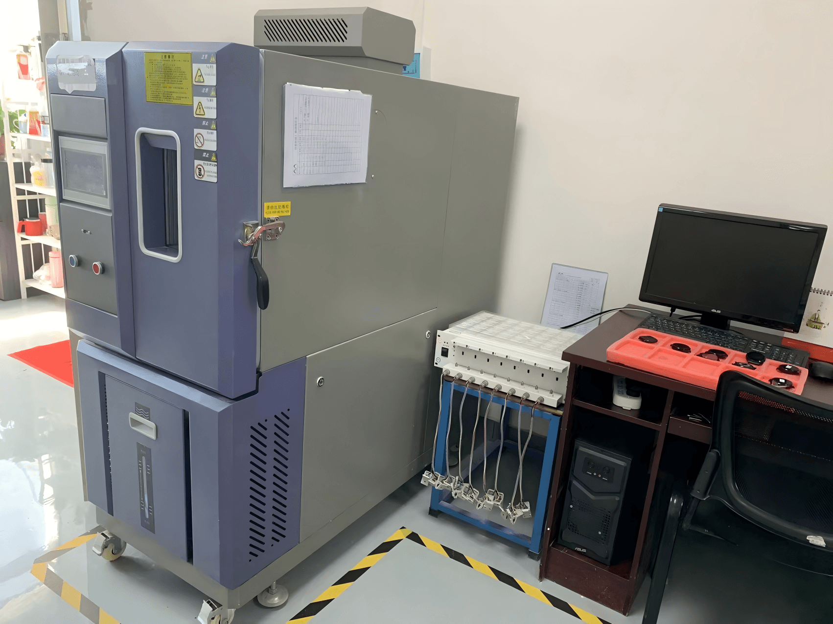 Temperature & Humidity Test equipment at Altevo quality laboratory